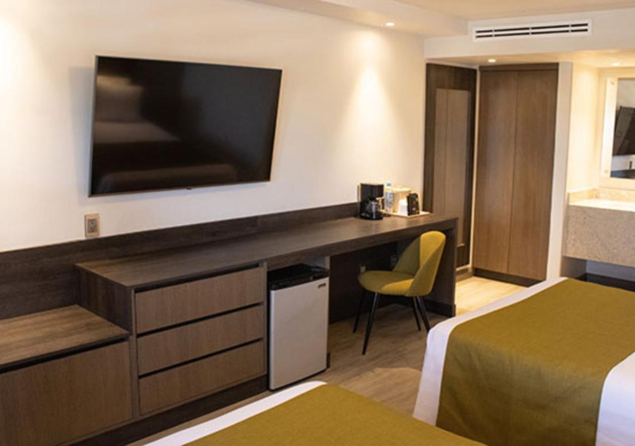 Hotel Calafia Mexicali Eksteriør bilde