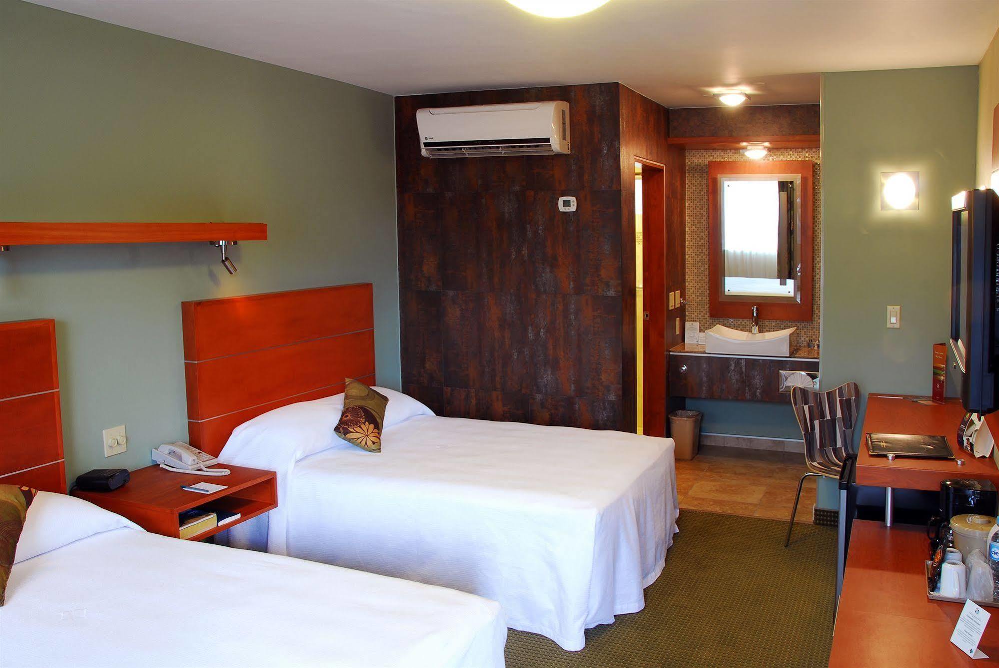 Hotel Calafia Mexicali Eksteriør bilde